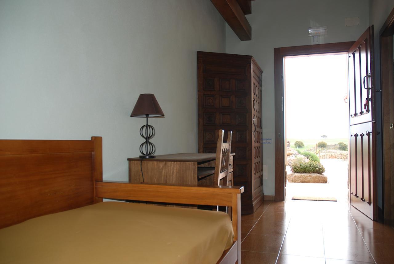 Casa Rural Teso De La Encina Villamor de los Escuderos 객실 사진